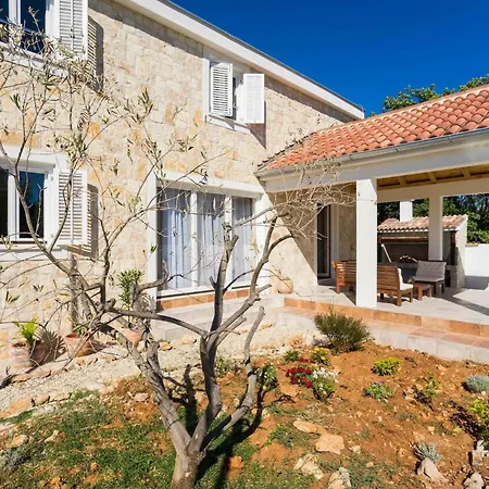 Сasa de vacaciones Aenona