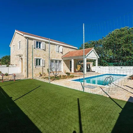 Aenona Сasa de vacaciones *