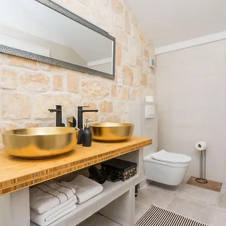 Aenona Hébergement de vacances *